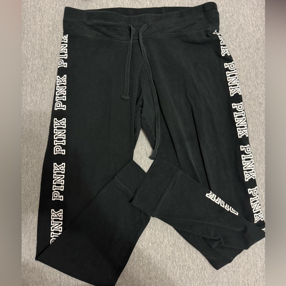 PINK Victoria's Secret leggings